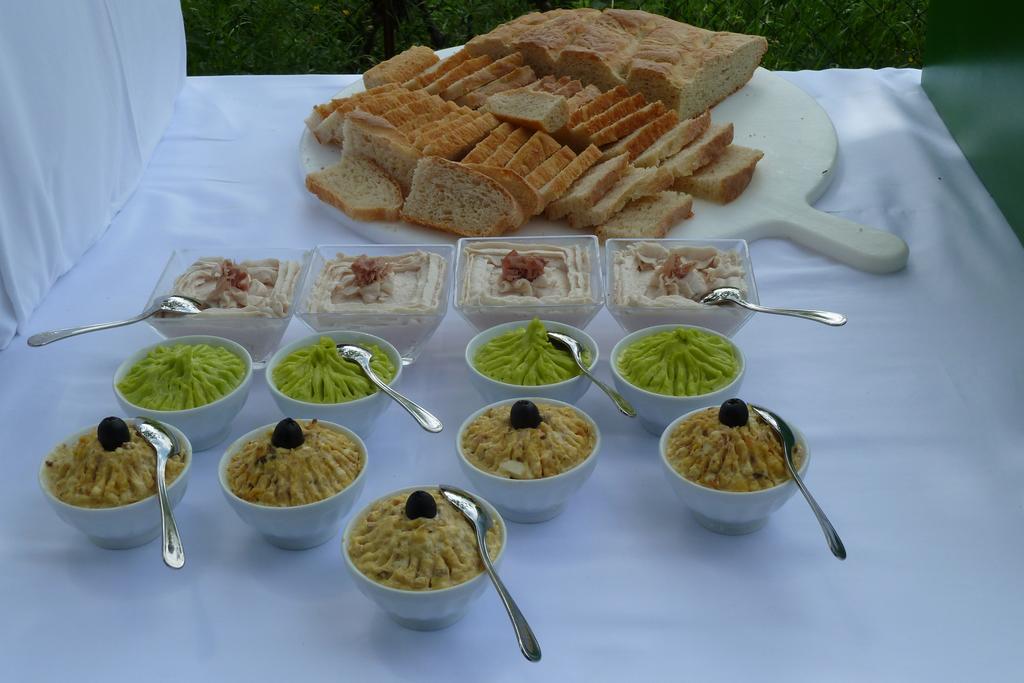 Вилла Agriturismo Ristorante Albachiara Carpeneto Экстерьер фото